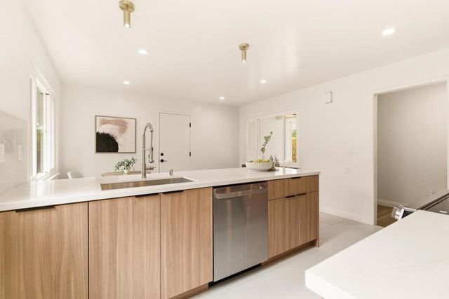 2581 Wentworth Drive, San Bruno, CA 94066