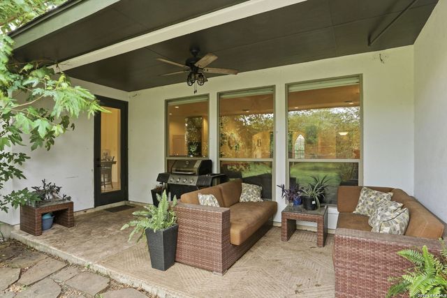 13314 WIND RDG, Helotes, TX 78023
