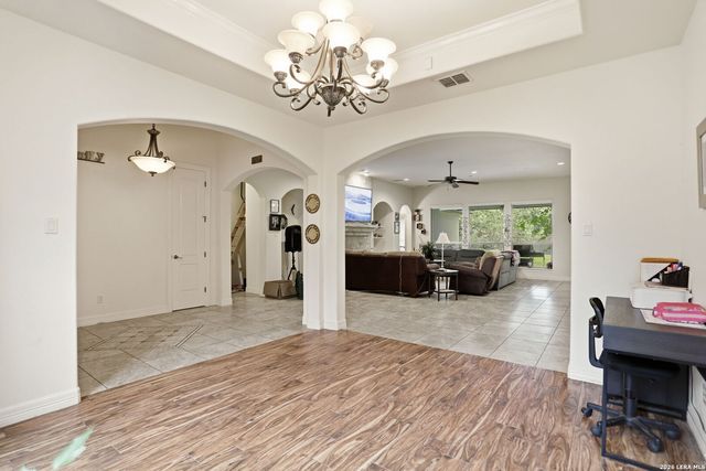 13314 WIND RDG, Helotes, TX 78023