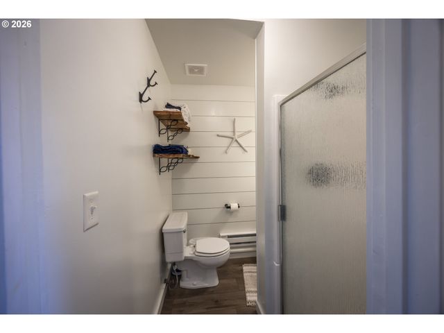 87748 TERRACE VIEW Dr, Florence, OR 97439