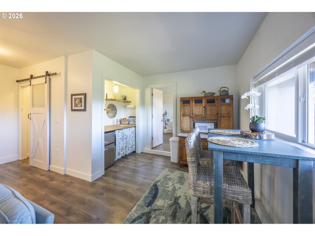 87748 TERRACE VIEW Dr, Florence, OR 97439