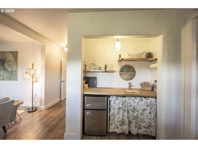 87748 TERRACE VIEW Dr, Florence, OR 97439