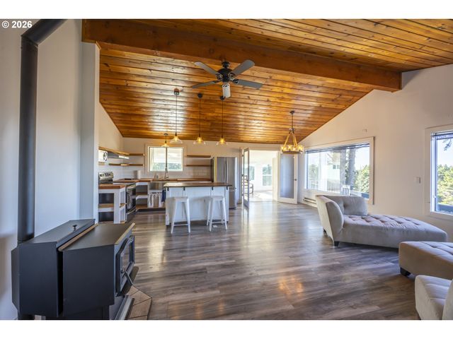 87748 TERRACE VIEW Dr, Florence, OR 97439