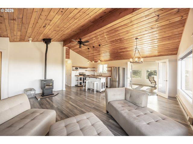 87748 TERRACE VIEW Dr, Florence, OR 97439