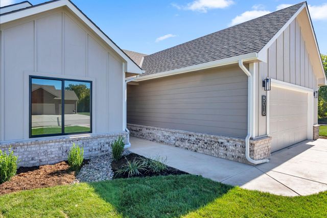 5016 N Highland St., Bel Aire, KS 67220