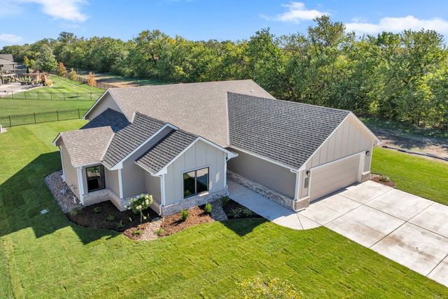 5016 N Highland St., Bel Aire, KS 67220