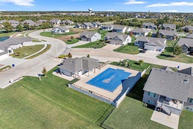 5016 N Highland St., Bel Aire, KS 67220