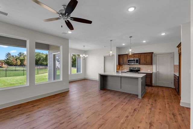 5016 N Highland St., Bel Aire, KS 67220