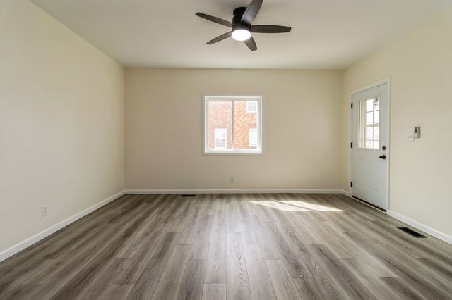 207 N 3rd Street, Montezuma, IA 50171