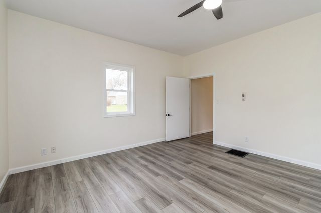 207 N 3rd Street, Montezuma, IA 50171