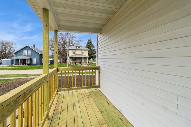 207 N 3rd Street, Montezuma, IA 50171
