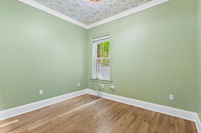 138 Trenton 1, Boston, MA 02128