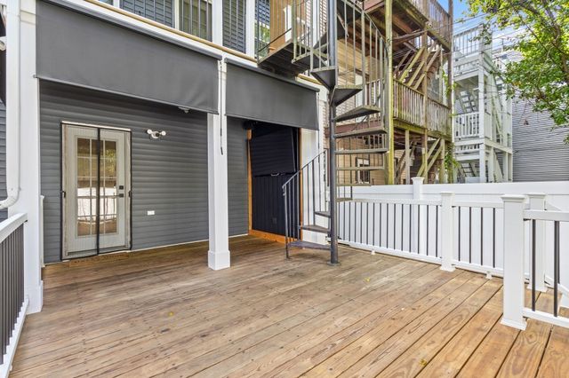 138 Trenton 1, Boston, MA 02128