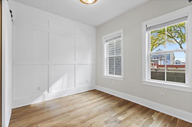 138 Trenton 1, Boston, MA 02128