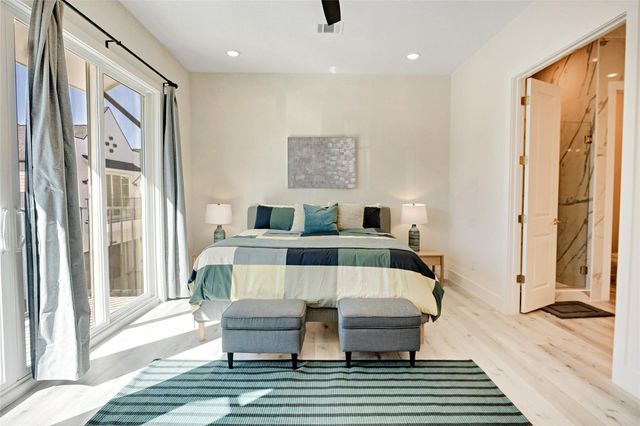 5908 St Augustine Street B, Houston, TX 77021