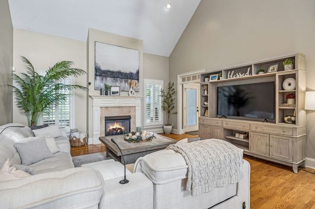 1023 Gadwall Cir, Hendersonville, TN 37075