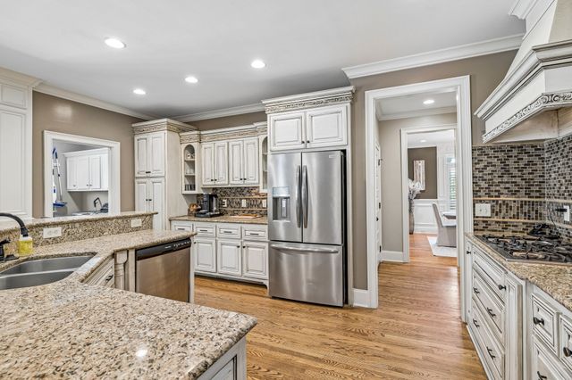 1023 Gadwall Cir, Hendersonville, TN 37075