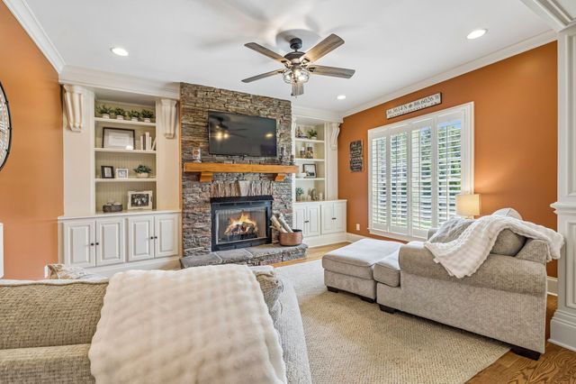 1023 Gadwall Cir, Hendersonville, TN 37075