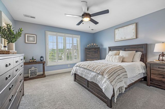 1023 Gadwall Cir, Hendersonville, TN 37075