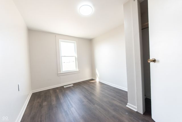 728 N 650 E, Columbus, IN 47203