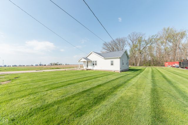 728 N 650 E, Columbus, IN 47203