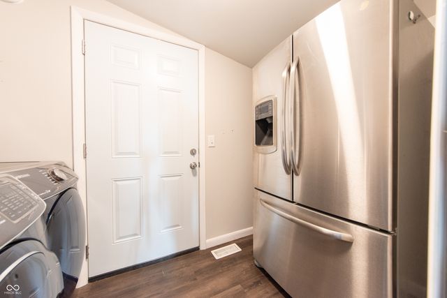 728 N 650 E, Columbus, IN 47203