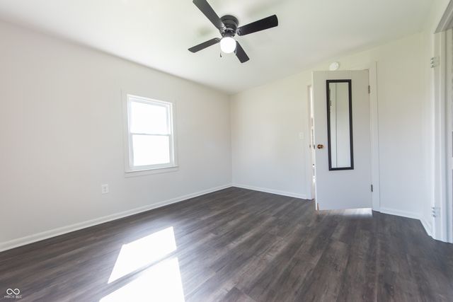 728 N 650 E, Columbus, IN 47203