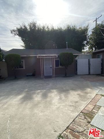 2734 W 15th Street, Los Angeles, CA 90006
