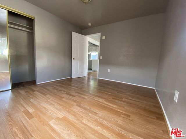 2734 W 15th Street, Los Angeles, CA 90006