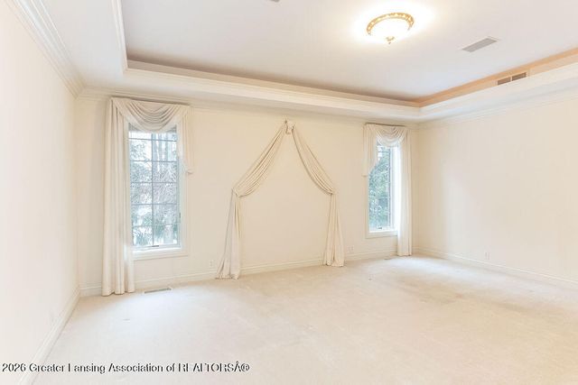 6445 Oakencliffe Lane, East Lansing, MI 48823