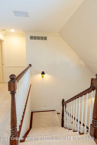 6445 Oakencliffe Lane, East Lansing, MI 48823