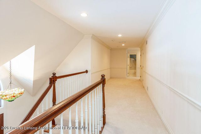 6445 Oakencliffe Lane, East Lansing, MI 48823