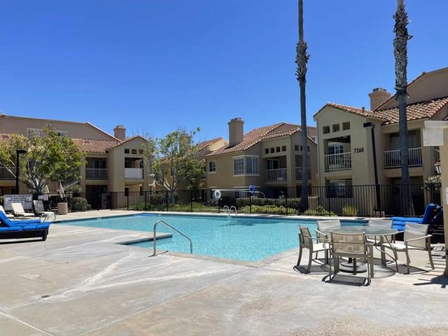 7220 Calle Cristobal 12, San Diego, CA 92126