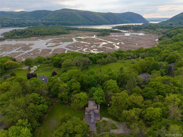 61 Indian Brook Road, Garrison, NY 10524