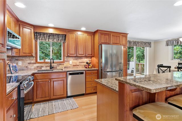 6650 Kings Lane, Bellingham, WA 98226