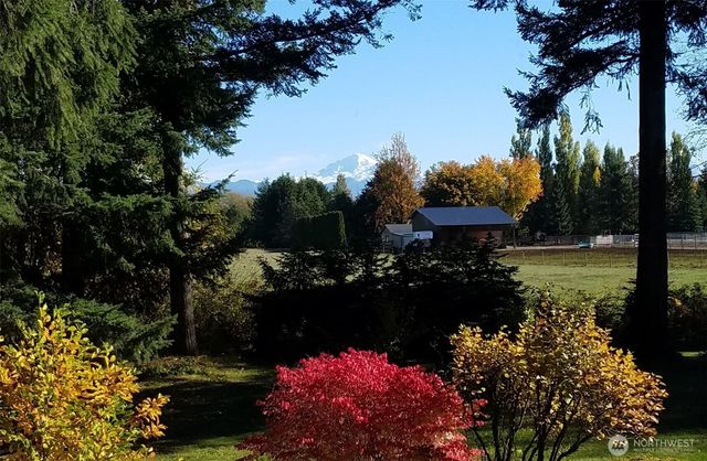 6650 Kings Lane, Bellingham, WA 98226