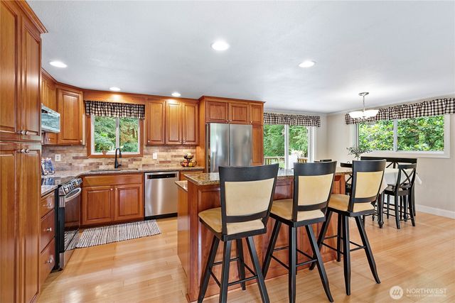6650 Kings Lane, Bellingham, WA 98226