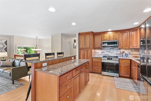 6650 Kings Lane, Bellingham, WA 98226