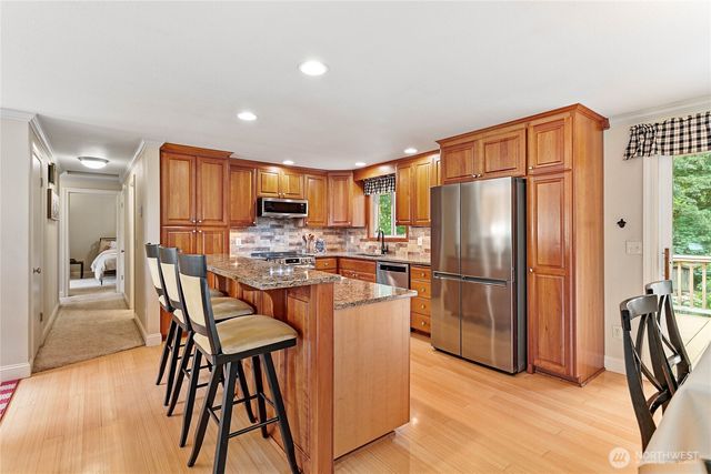 6650 Kings Lane, Bellingham, WA 98226