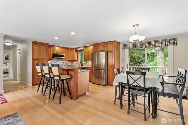 6650 Kings Lane, Bellingham, WA 98226