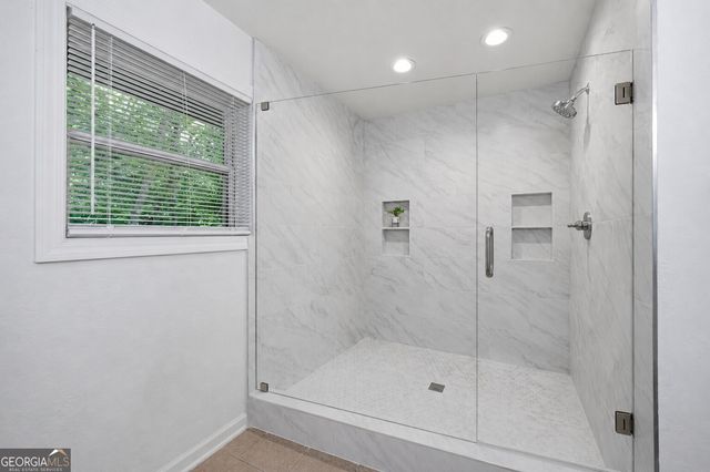 1029 Woodlawn Drive, Cleveland, GA 30528