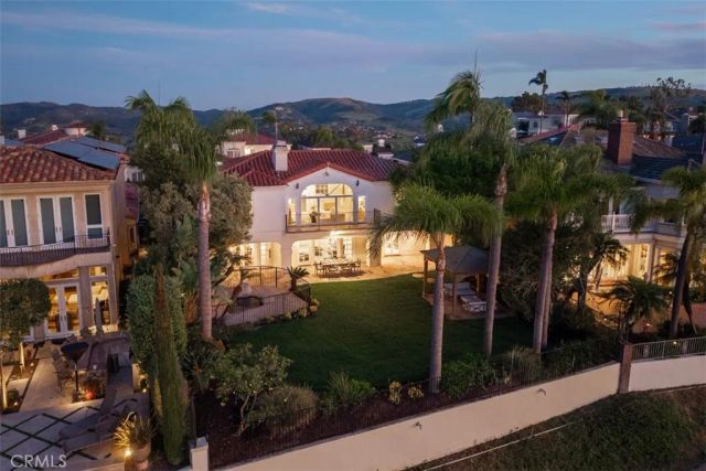 7 Sunpeak, Irvine, CA 92603