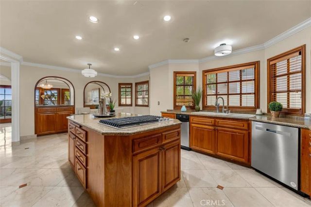 7 Sunpeak, Irvine, CA 92603