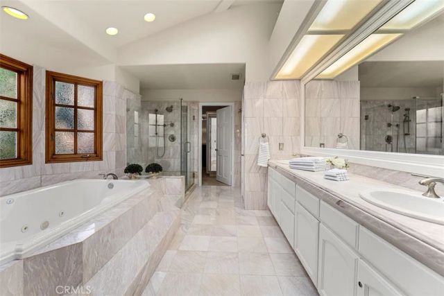 7 Sunpeak, Irvine, CA 92603