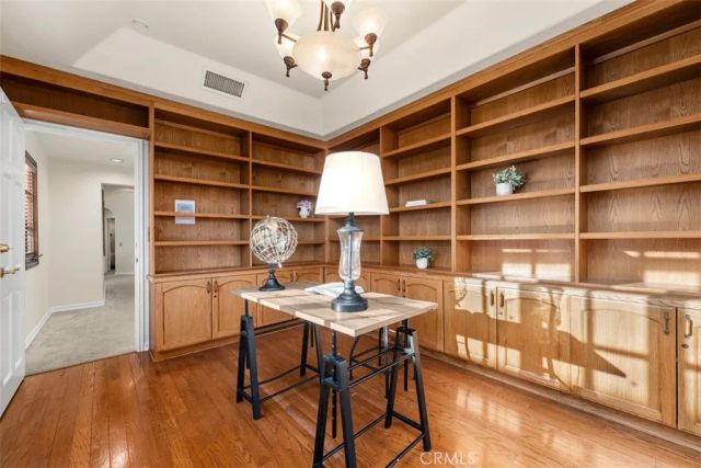 7 Sunpeak, Irvine, CA 92603