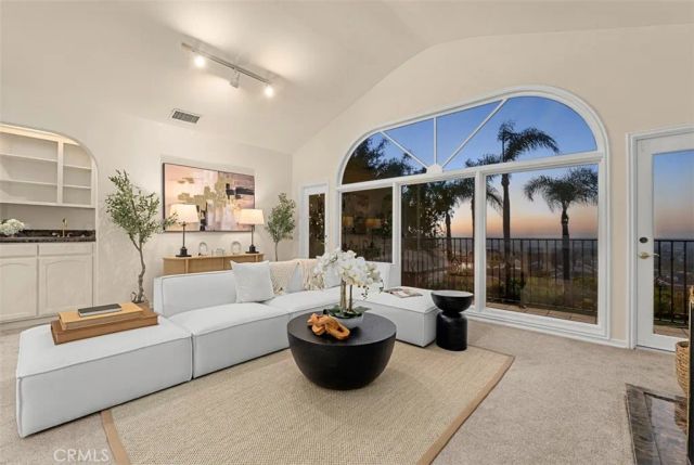 7 Sunpeak, Irvine, CA 92603