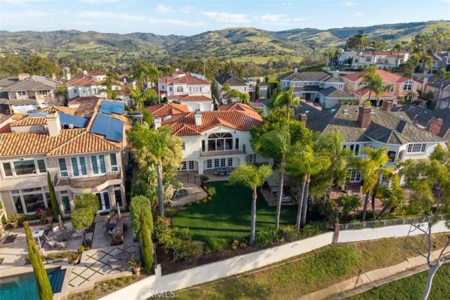 7 Sunpeak, Irvine, CA 92603