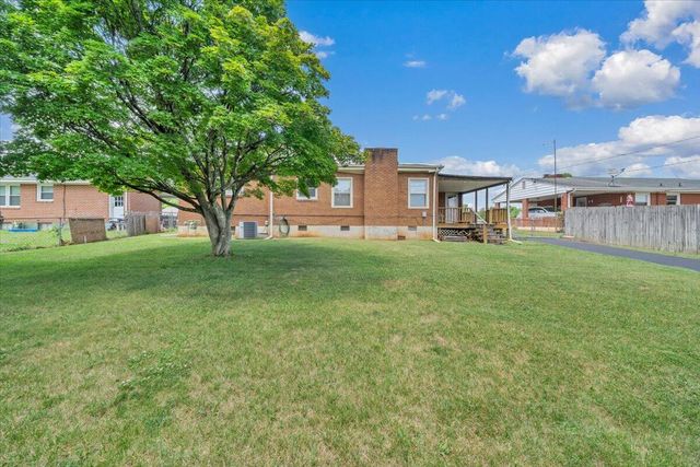 5531 Littleton RD, Roanoke, VA 24012
