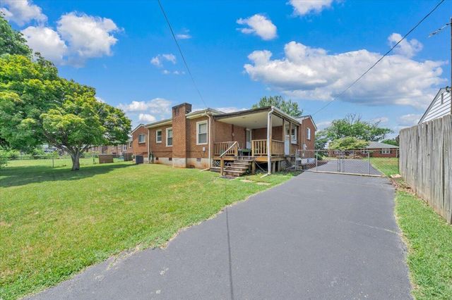 5531 Littleton RD, Roanoke, VA 24012