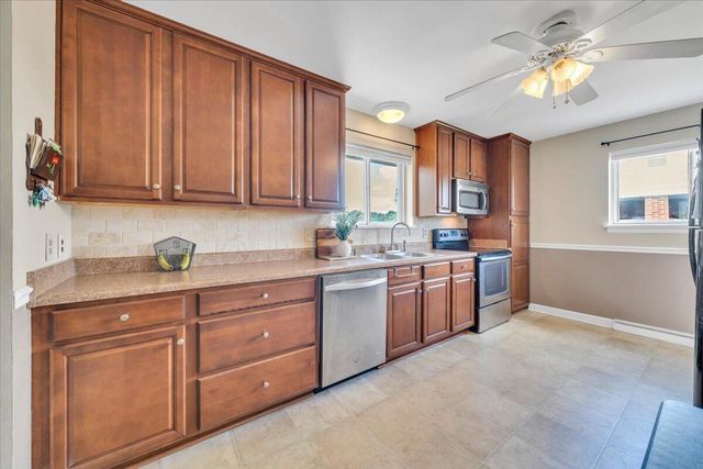 5531 Littleton RD, Roanoke, VA 24012